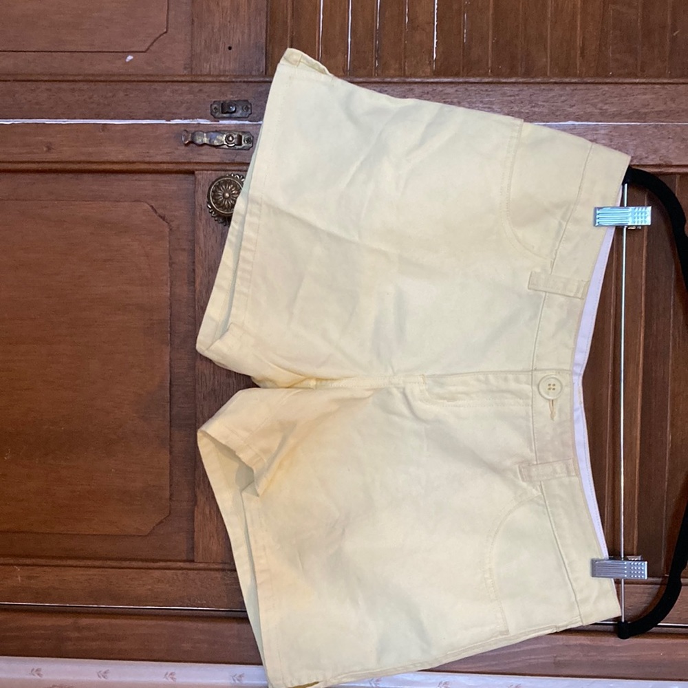 Split Women’s Yellow shorts
